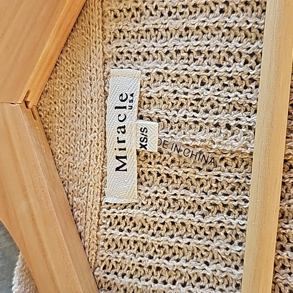 EUC Oversized Soft Tan Cardigan size S/M - Picture 3 of 13